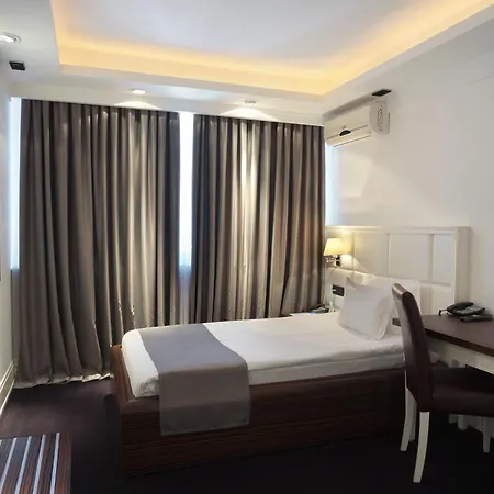 Hotel Garni Crystal Kraljevo