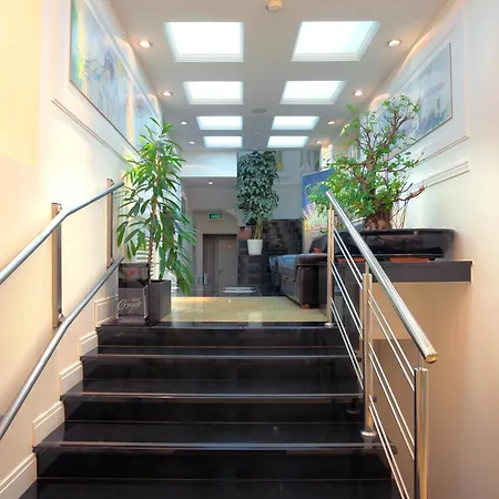 Hotel Garni Crystal Kraljevo