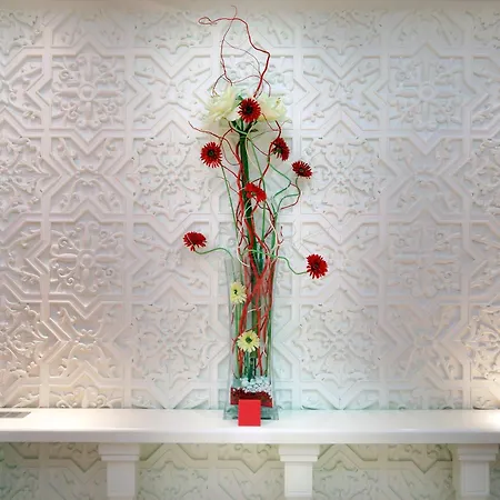 Garni Crystal