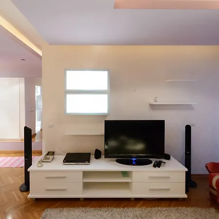 Garni Crystal Hotel 4*